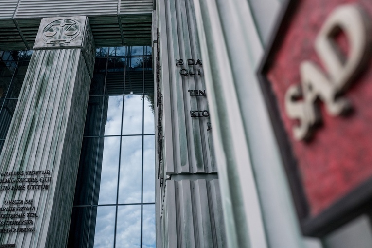 TSUE obniżył karę pieniężną nałożoną na Polskę z miliona na 500 tys. euro dziennie