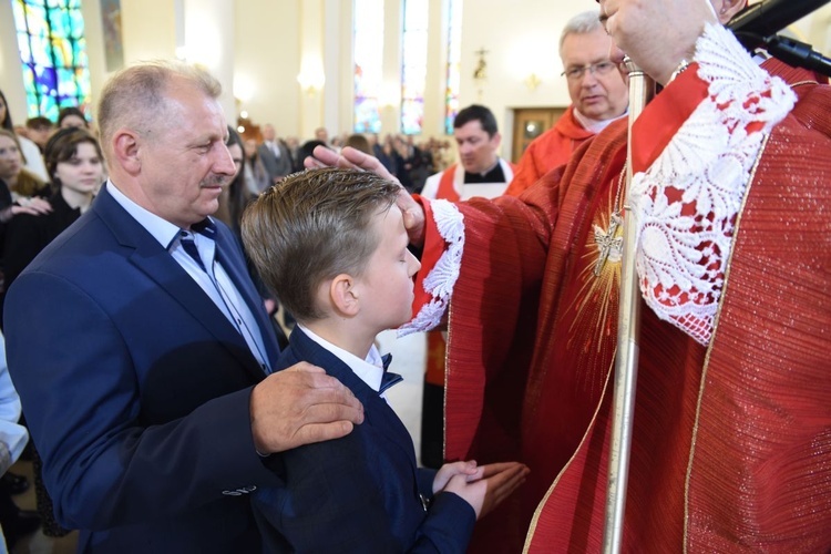 Bierzmowanie w par. Matki Bożej Anielskiej w Dębicy