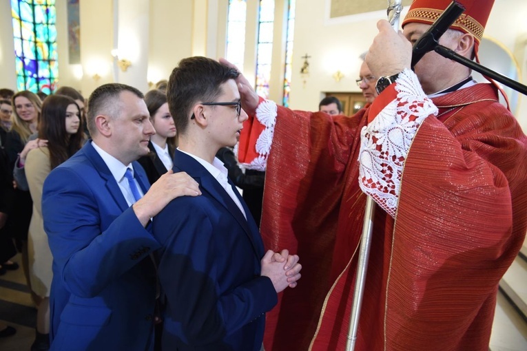 Bierzmowanie w par. Matki Bożej Anielskiej w Dębicy