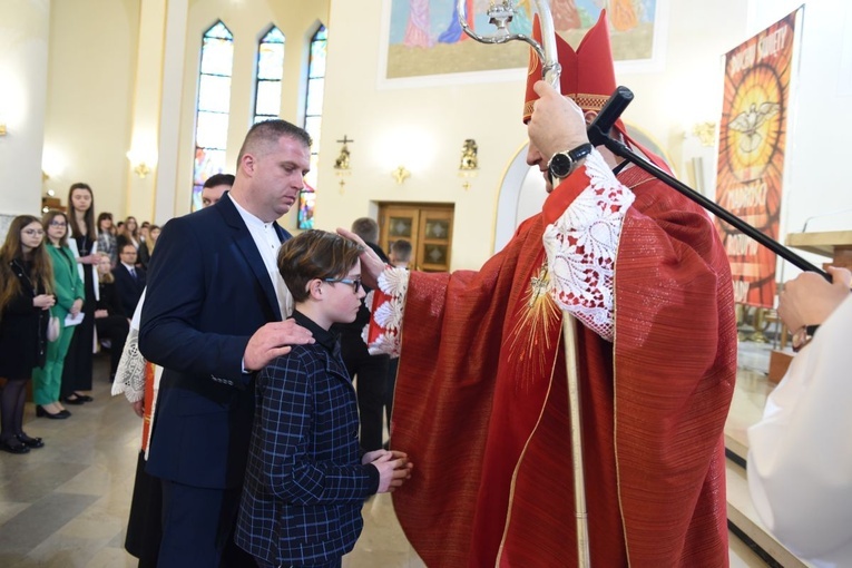 Bierzmowanie w par. Matki Bożej Anielskiej w Dębicy