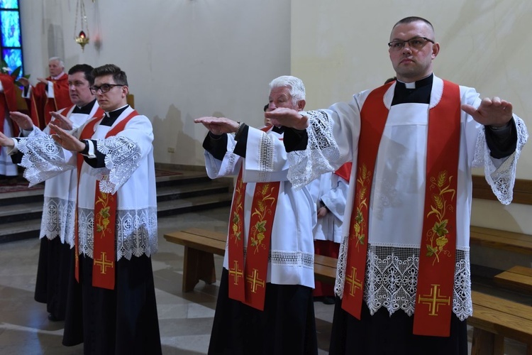 Bierzmowanie w par. Matki Bożej Anielskiej w Dębicy