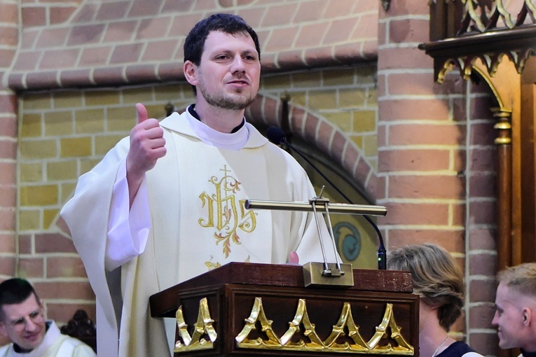Pielgrzymka maturzystów do Gietrzwałdu