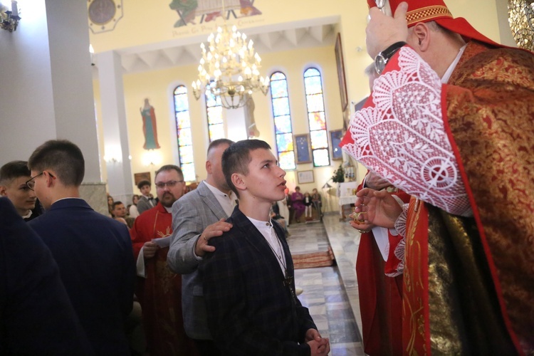 Bierzmowanie w Dębicy-Latoszynie