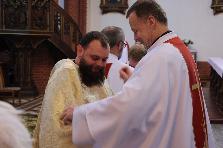 Święcenia diakonatu u franciszkanów we Wrocławiu 2023