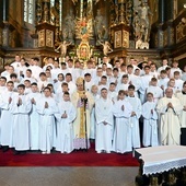 Promocja ceremoniarzy i lektorów w świdnickiej katedrze 