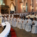 Promocja ceremoniarzy i lektorów w świdnickiej katedrze 