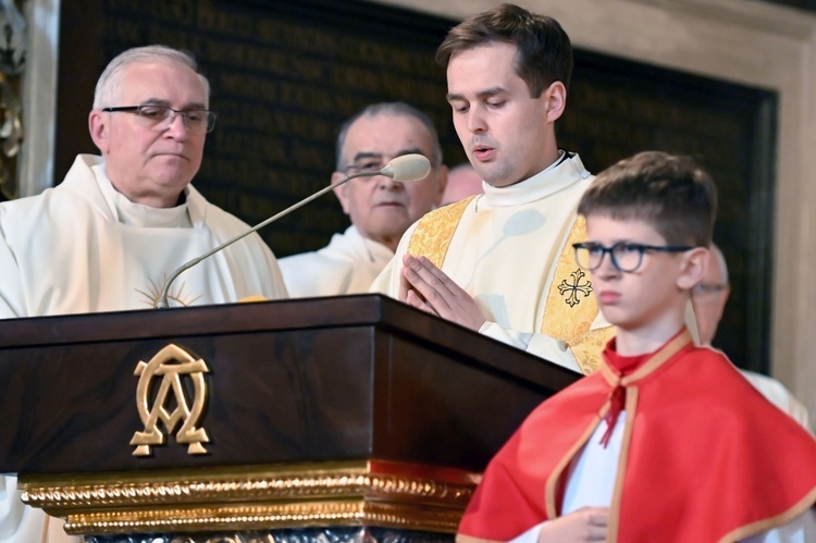 Promocja ceremoniarzy i lektorów w świdnickiej katedrze 