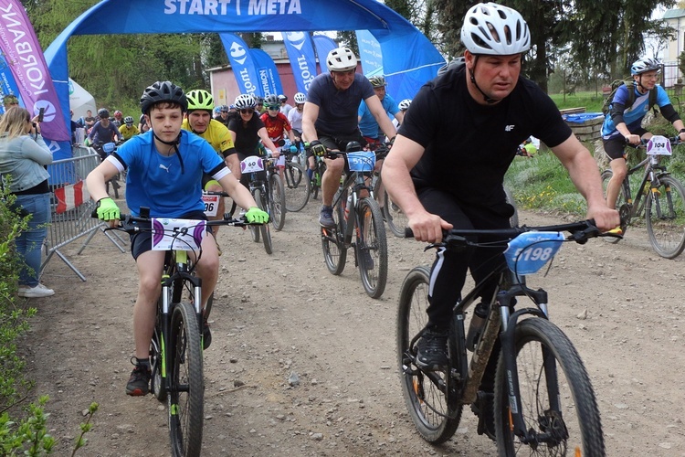 6. Henrykowski Maraton Rowerowy - Mistrzostwa Polski Księży MTB