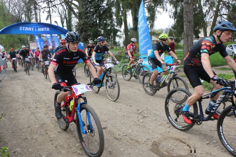 6. Henrykowski Maraton Rowerowy - Mistrzostwa Polski Księży MTB