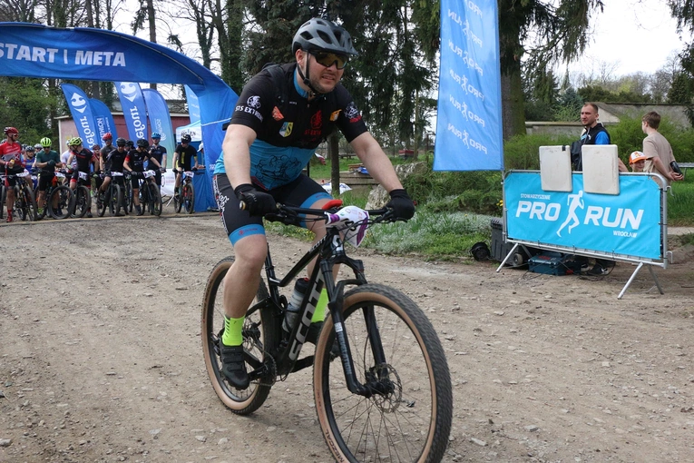 6. Henrykowski Maraton Rowerowy - Mistrzostwa Polski Księży MTB