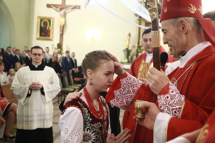 Bierzmowanie w Pleśnej