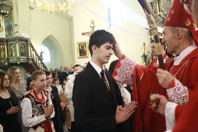 Bierzmowanie w Pleśnej