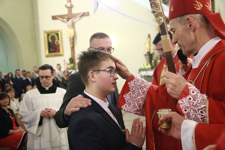 Bierzmowanie w Pleśnej