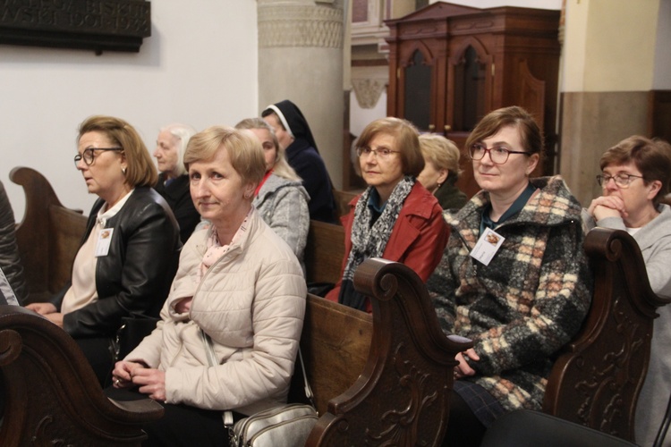 Forum "Eucharystia - miłująca Obecność" w Tarnowie