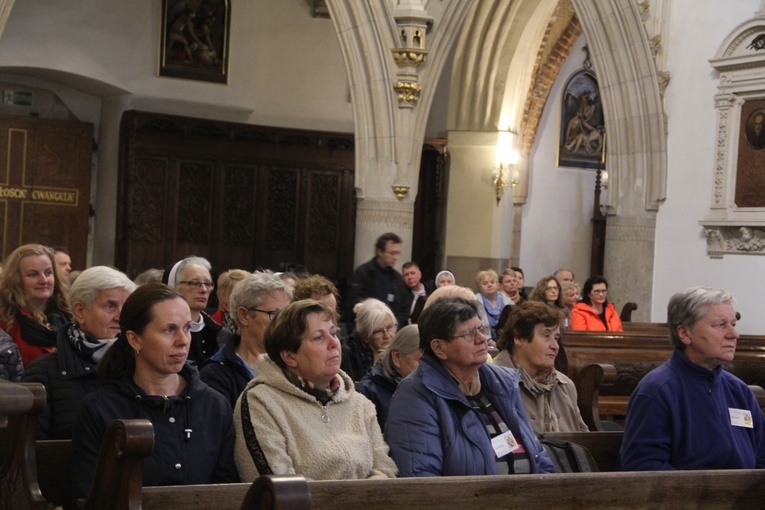 Forum "Eucharystia - miłująca Obecność" w Tarnowie