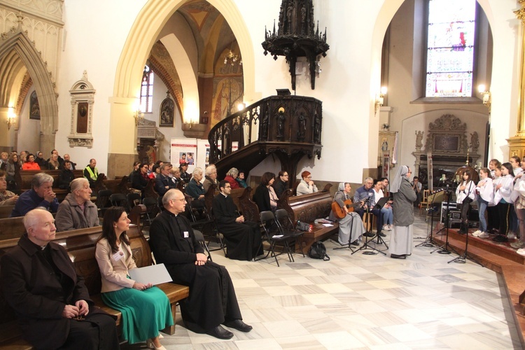 Forum "Eucharystia - miłująca Obecność" w Tarnowie