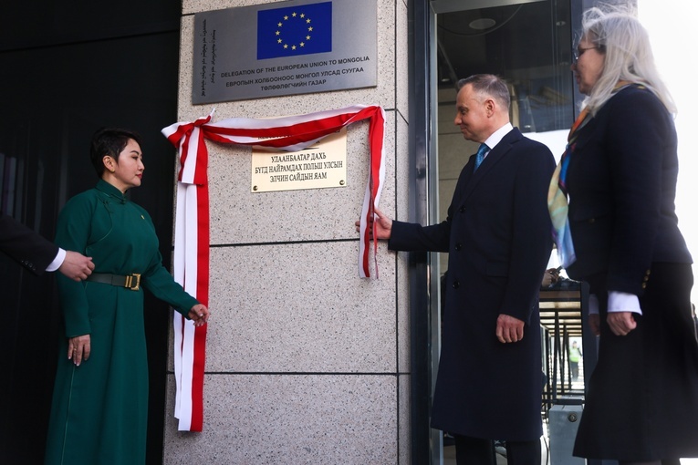 Prezydent Duda: relacje pomiędzy Polską a Mongolią trwają niezależnie od tego, czy placówki dyplomatycznej istnieją