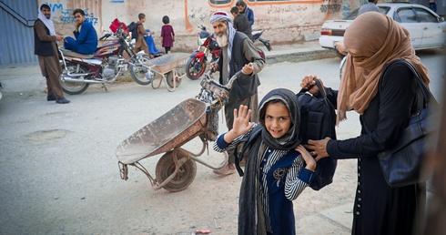 Rada Bezpieczeństwa potępiła wprowadzony przez Afganistan zakaz pracy kobiet w ONZ