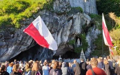 Bp Piotr Turzyński: Zapraszam Polonię do Lourdes