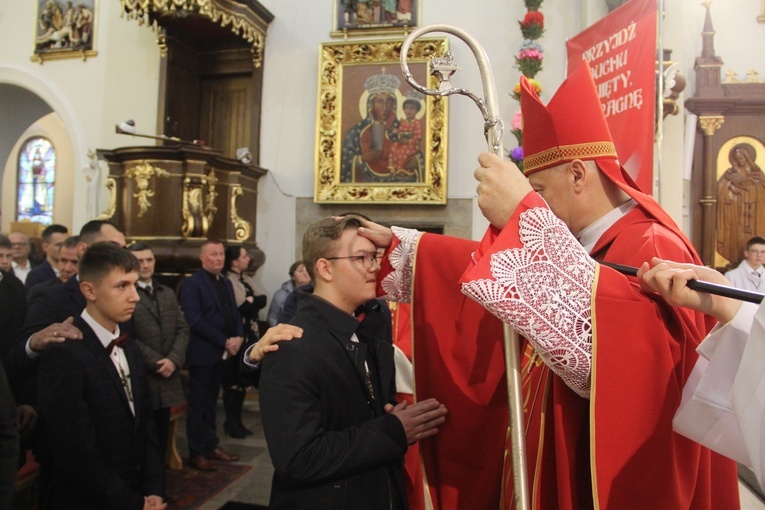 Bierzmowanie w Żegocinie
