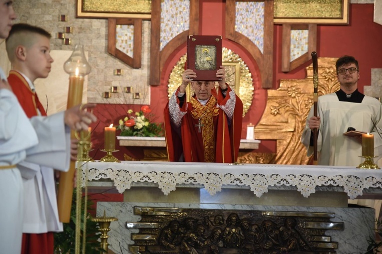 Bierzmowanie w Szymbarku