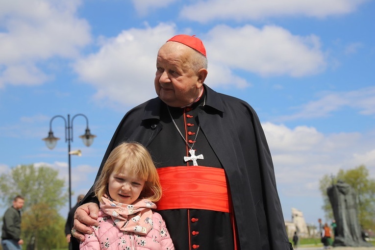 Obchody jubileuszu przyjęcia sakry biskupiej kard. Stanisława Dziwisza