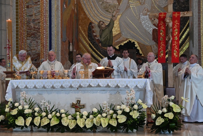 Obchody jubileuszu przyjęcia sakry biskupiej kard. Stanisława Dziwisza - cz.2