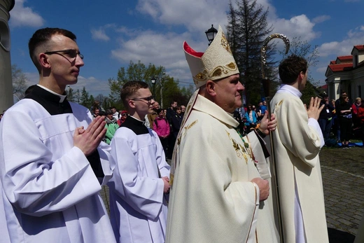 Msza św. pielgrzymów łagiewnickich w Hałcnowie - 2023