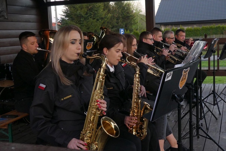 Pielgrzymi łagiewniccy dotarli na nocleg do Witkowic - 2023