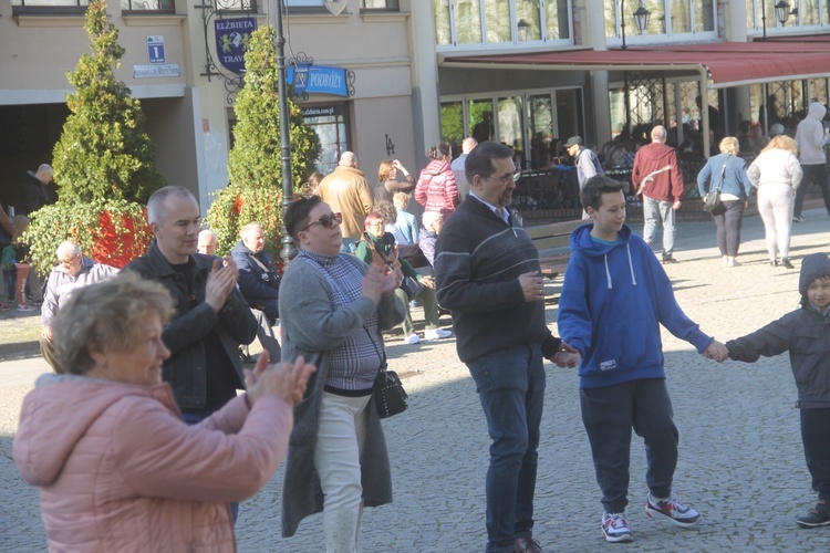 Obwieszczali Chrystusa Żyjącego