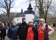 Wydarzenie organizują z parafią panie z KGW Banica, KGW Izby, oraz OSP Banica.