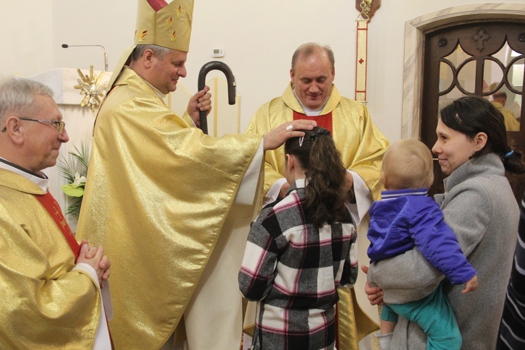 Trzetrzewina. Poświęcenie odnowionego kościoła