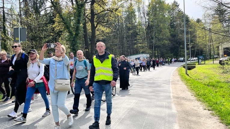 Pielgrzymka do Sulistrowiczek 2023