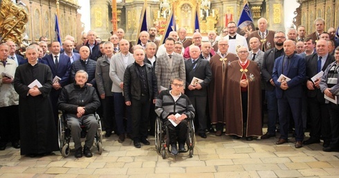 Przyjęcie nowych członków Bractwa św. Józefa. Wspólnota liczy już 1014 mężczyzn