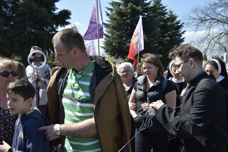 Pielgrzymka z Roszkowej Woli do Żdżar