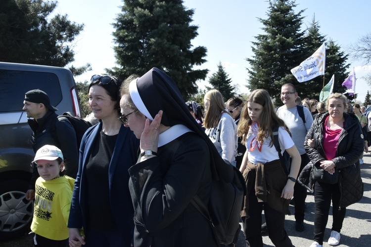 Pielgrzymka z Roszkowej Woli do Żdżar