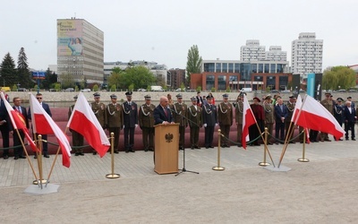 Biało-Czerwona nas łączy