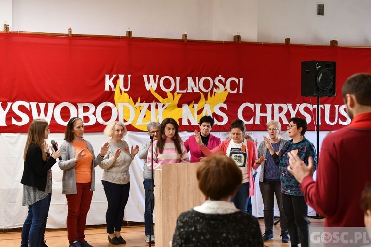 Kurs Modlitwy Wstawienniczej "Łazarz"