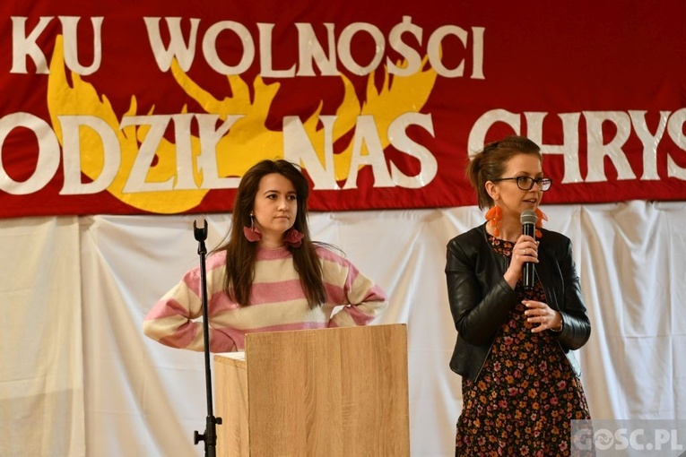 Kurs Modlitwy Wstawienniczej "Łazarz"