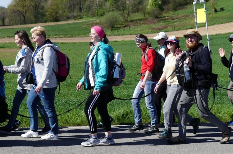 Z Witkowic do Wieprza - II dzień w drodze do Łagiewnik