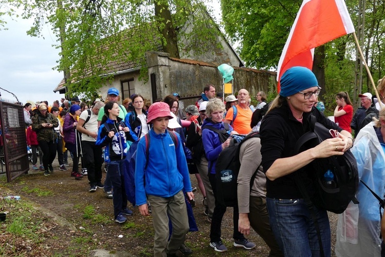 Postój w Polance Hallera - III dzień w drodze do Łagiewnik