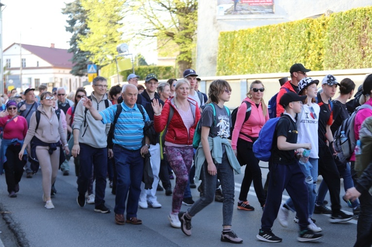 Grupa św. Faustyny u św. Jana Kantego w Kętach