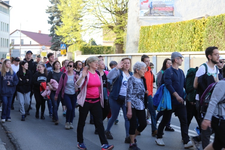 Grupa św. Faustyny u św. Jana Kantego w Kętach