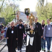 Z Dobrym Pasterzem wyruszyli z Hałcnowa do Łagiewnik