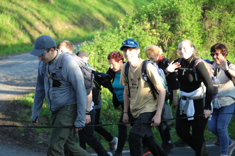 Powitanie grupy św. Matki Teresy na noclegu w Malcu