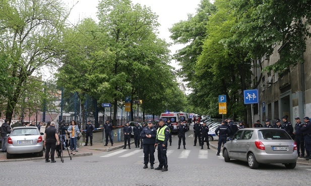 Ośmioro dzieci i woźny zgięło w strzelaninie w szkole w centrum Belgradu [Aktualizacja]