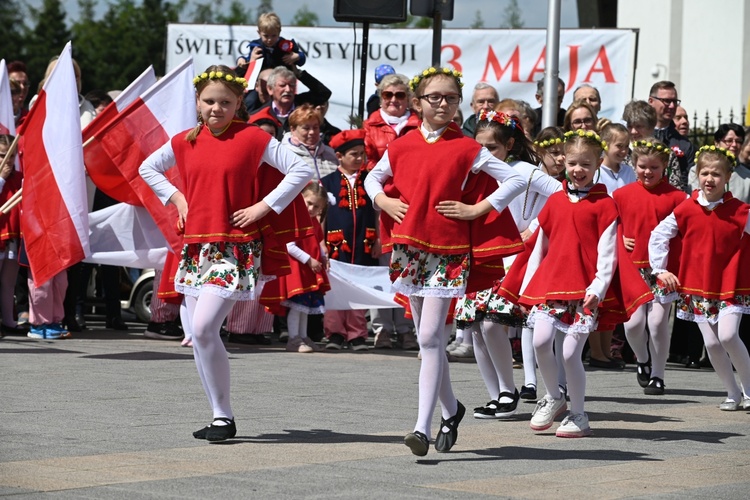 Uroczystość NMP Królowej Polski i 232. rocznicy uchwalenia Konstytucji 3 maja w Świdnicy