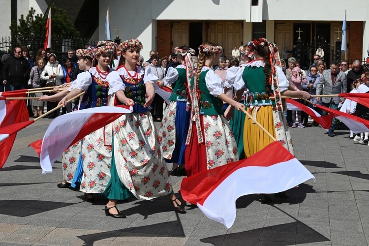 Uroczystość NMP Królowej Polski i 232. rocznicy uchwalenia Konstytucji 3 maja w Świdnicy