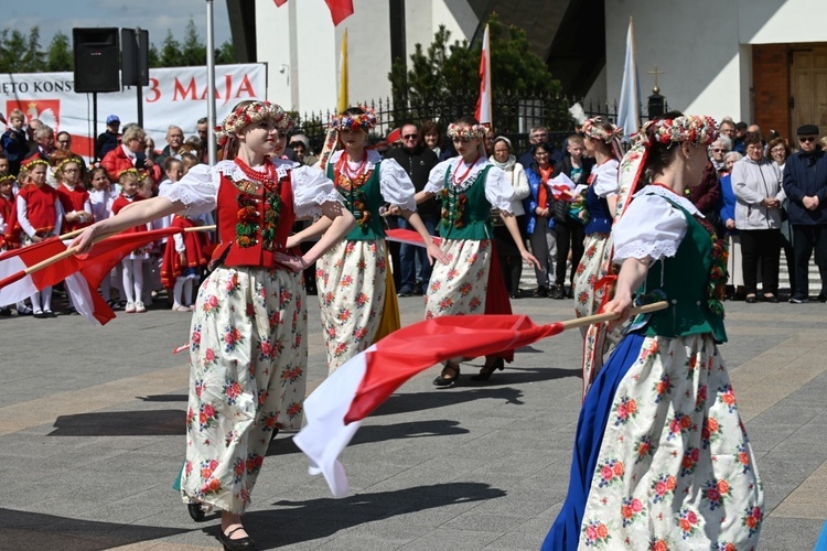 Uroczystość NMP Królowej Polski i 232. rocznicy uchwalenia Konstytucji 3 maja w Świdnicy