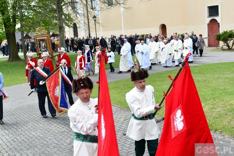 Rokitno. Jak co roku były salwy armatnie na cześć Królowej Polski